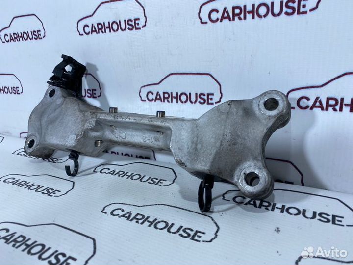 Кронштейн двигателя передний Peugeot 308 euro 4