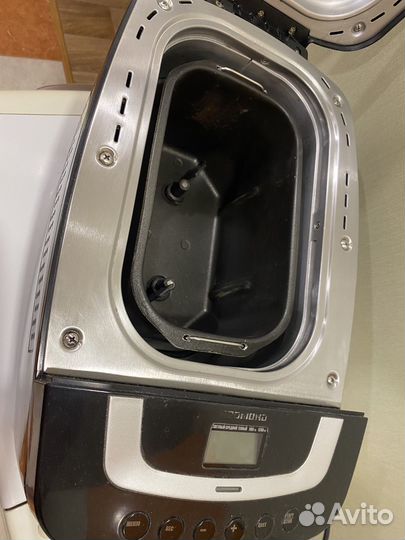 Хлебопечка Redmond RBM-1904