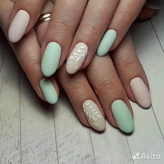 Маникюр и педикюр на дому