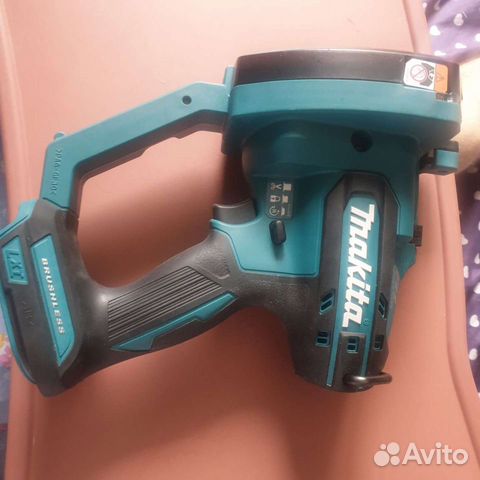 Пистолет makita DSC102 18v для резки шпилек