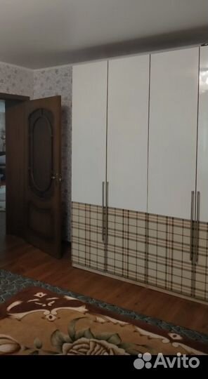 Угловой шкаф
