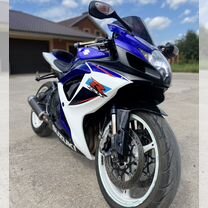 Suzuki gsx-r750 k7