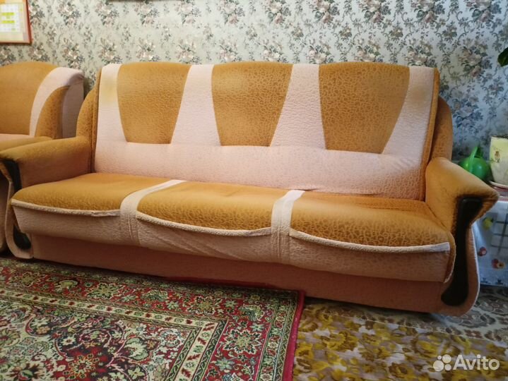 Диван и 2 кресла