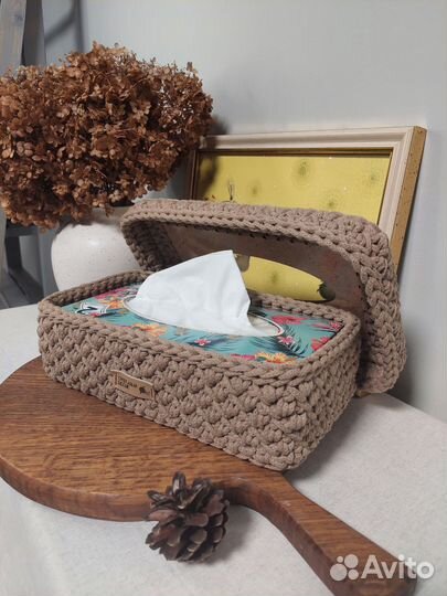 Вязаная прямоугольная салфетница