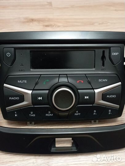 Штатная магнитола LADA vesta