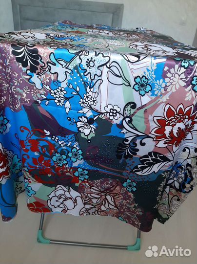 Отрез ткани атлас-стрейч, шёлк искусственный