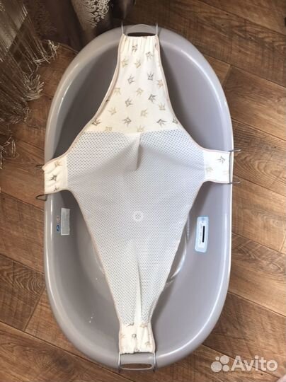 Детская ванночка для купания с гамаком