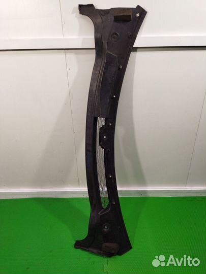 Жабо/решетка стеклоочистителя Land Rover Range