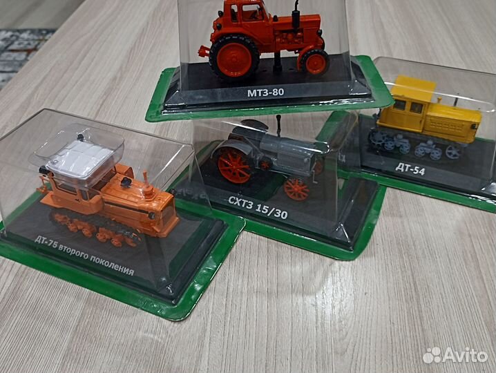 Коллекционные модели - трактора 1/43