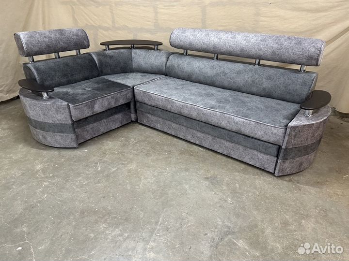 Угловой диван