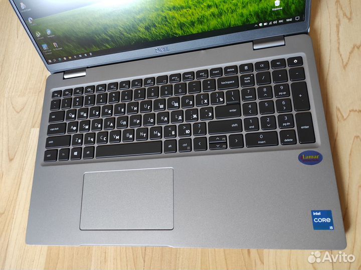 Dell Latitude 5520/i5-1145G7/8/256/15.6/FHD/IPS