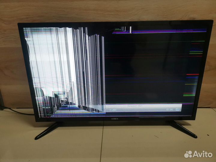 Телевизор Leben LE-LED32R282T2 (По запчастям)
