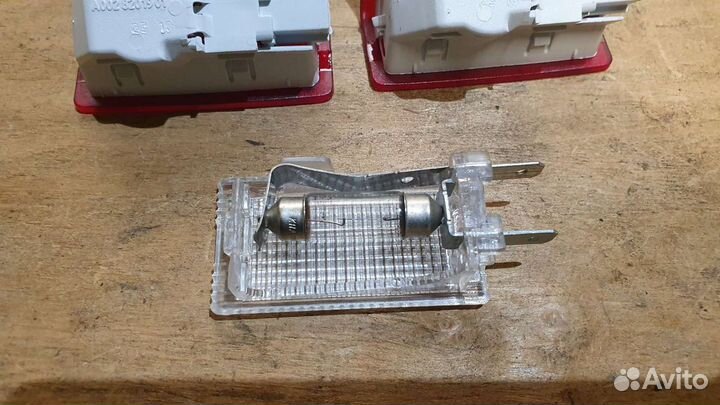 Плафон подсветки фонарь Mercedes-Benz W212