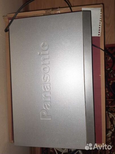 Видеомагнитофон Panasonic NV-SJ500