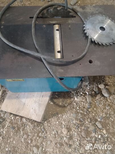 Деревообрабатывающий станок циркулярка фуганок