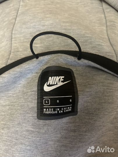 Зипка nike tech fleece