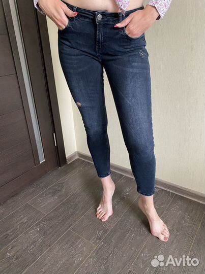 Джинсы zara42-44