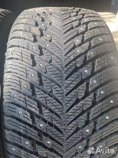 Nokian Tyres Hakkapeliitta 10p 275/35 R20