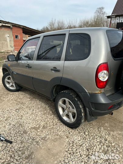 Chevrolet Niva 1.7 МТ, 2009, 200 000 км