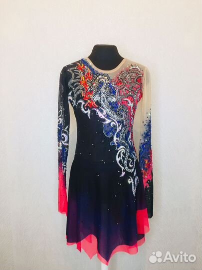 Костюм для фигурного катания 142-150