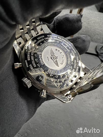 Breitling Navitimer World, мужские часы оригинал