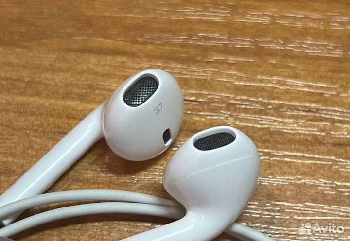 Наушники Earpods lightning