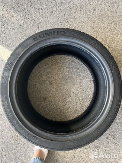 Kumho Ecsta PS71 265/35 R18