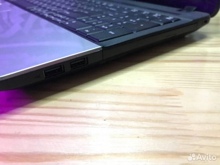 Шустрый Acer SSD/6GB/2.20GHz