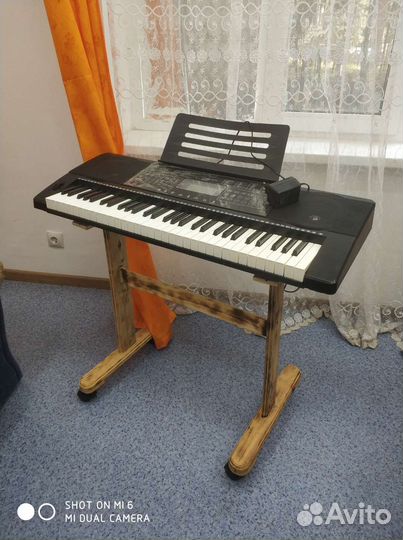 Синтезатор