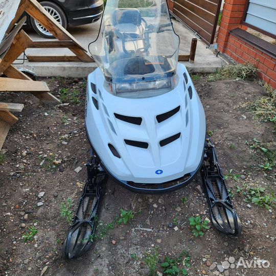 Polaris Widetrak LX 500