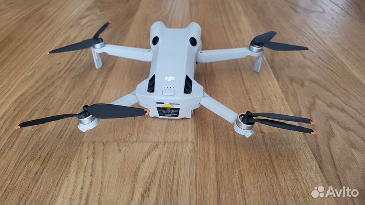 Квадрокоптер DJI Mini 4 Pro (DJI RC 2)