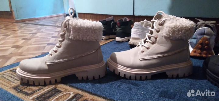 Обувь на девочку 36- 37