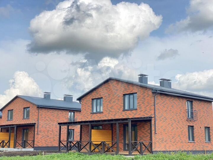 Дом 76 м² на участке 3 сот.