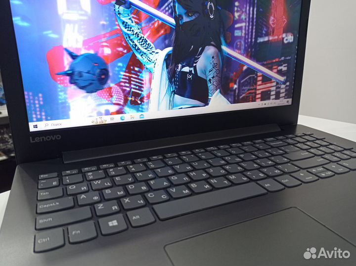 Игровой ноутбук Lenovo full hd i3-6 Nvidia 920mx