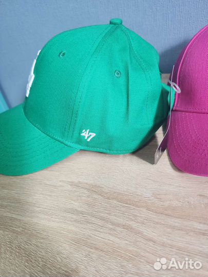 Бейсболка новая