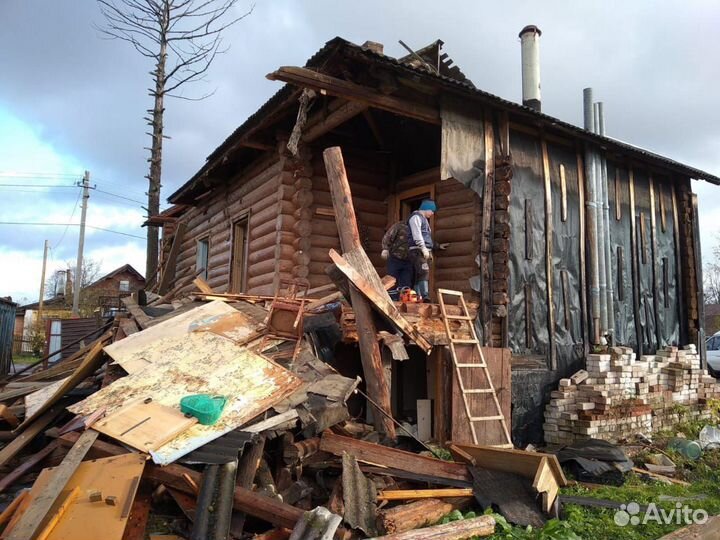 Демонтаж дома после пожара в Ступино