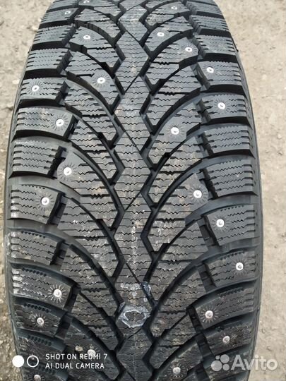 Formula Ice 215/60 R16 99T