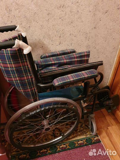 Инвалидная коляска