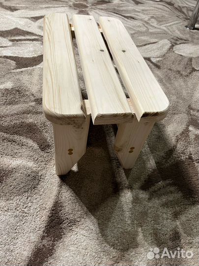 Деревянная лавка для бани и сауны