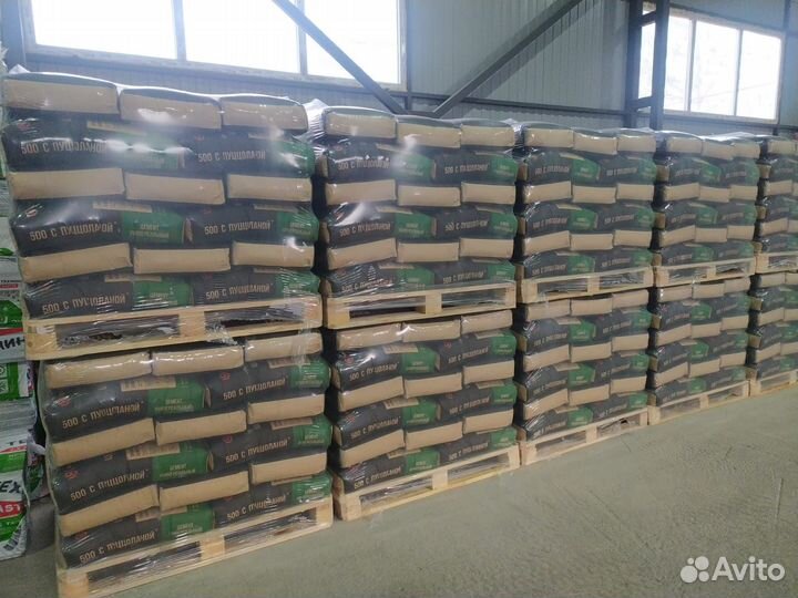 Цемент в мешках