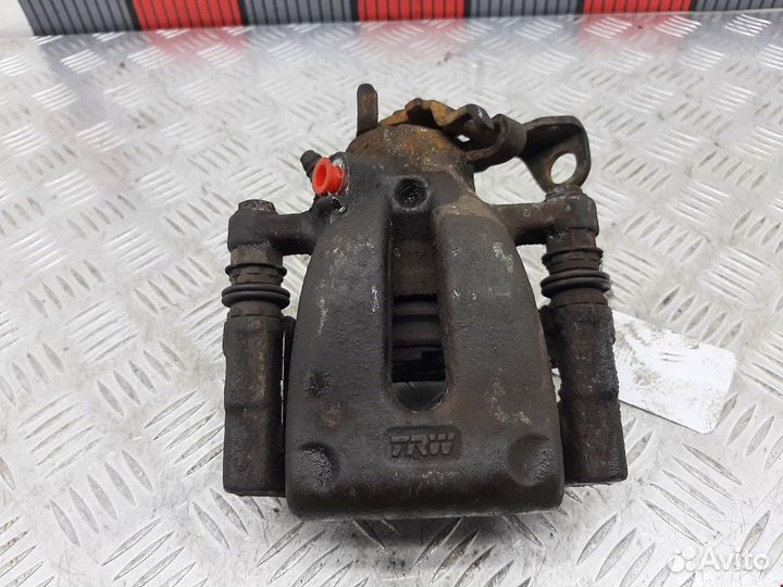 Суппорт задний левый Opel Zafira (A) рест. 2005