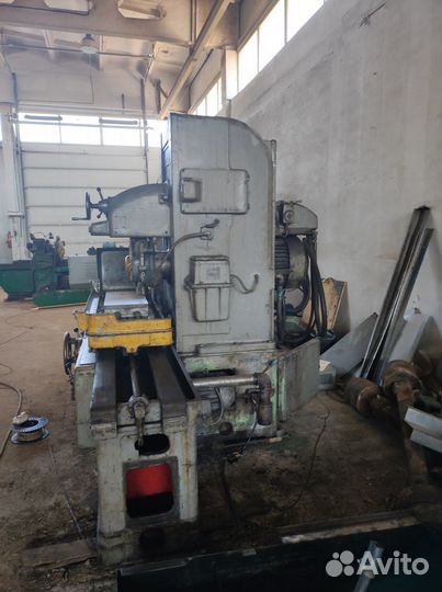 Плоскошлифовальный станок 3Б722