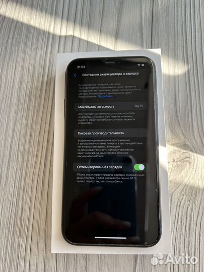 iPhone 11, 64 ГБ