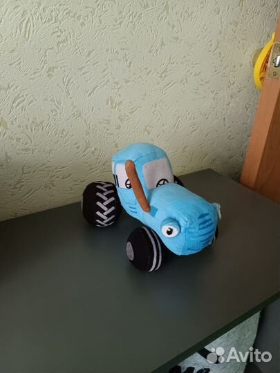 Музыкальный синий трактор