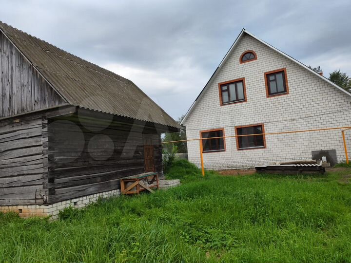 Дом 240 м² на участке 9 сот.