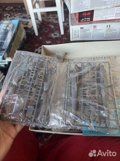 Модель самолета junkers lufthansa JU-52 1:72