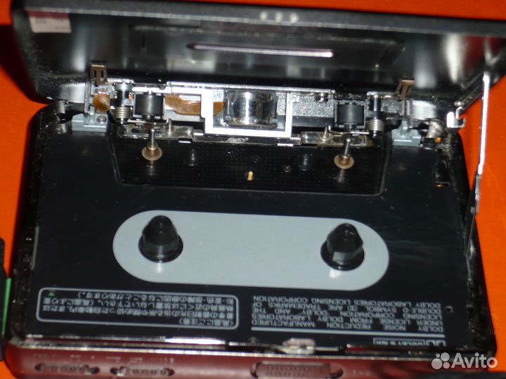 Коллекция кассетных плееров sony WM-EX88