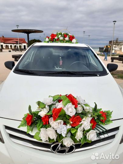 Свадебные украшение на машину