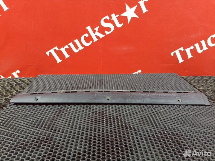 Накладка торпедо левая Daf XF105, Daf XF95