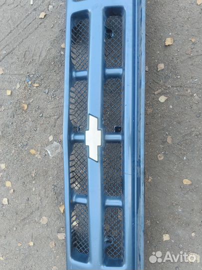 Решетка радиатора Chevrolet Blazer S10